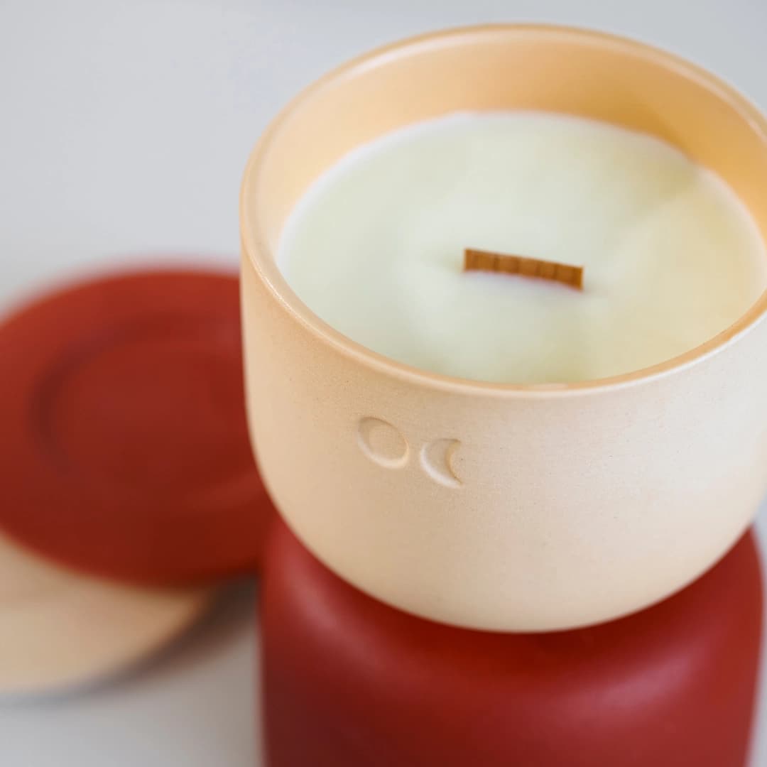 Blühende Keramikkerze - Amber - 220g