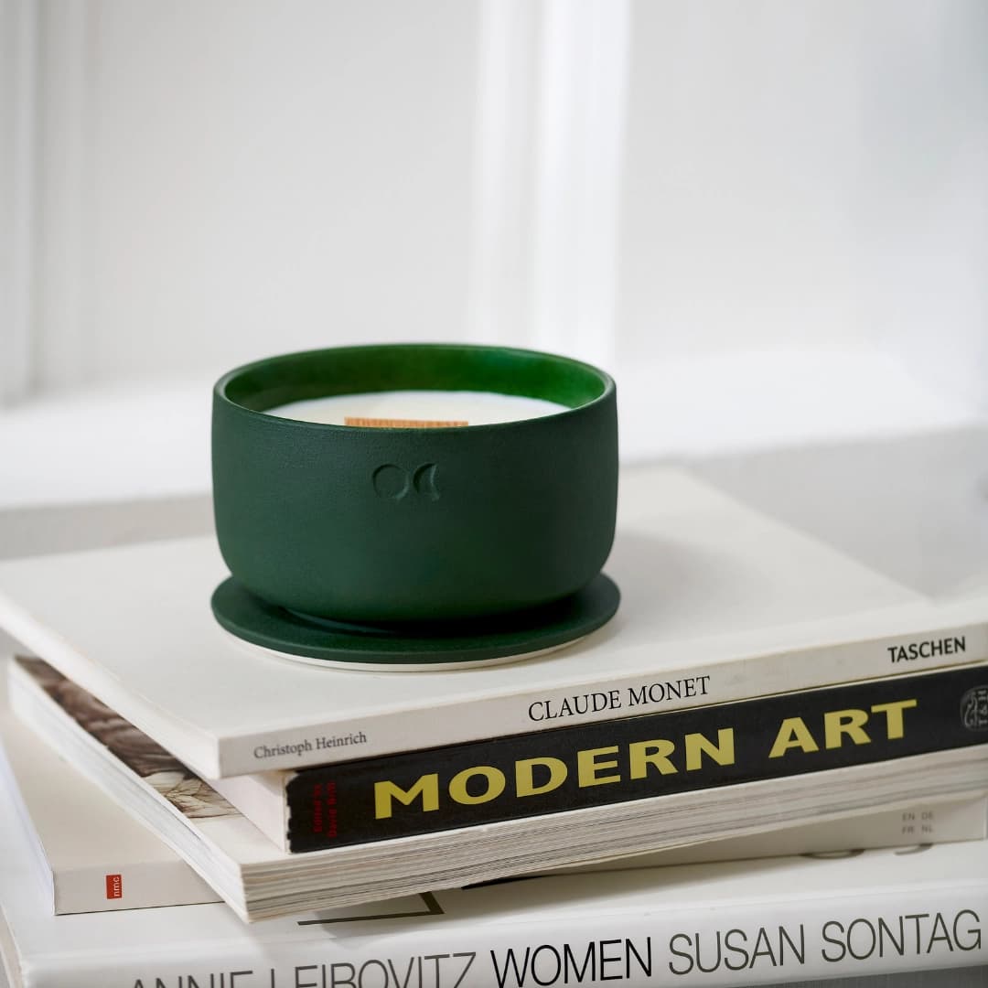 Blühende Keramikkerze - Wacholder Lavendel - 440g