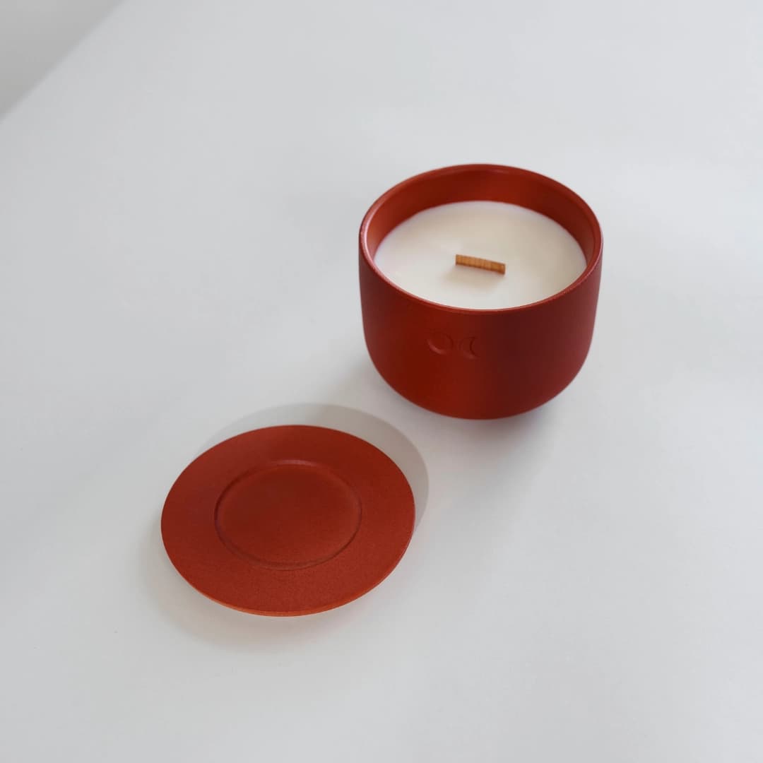 Blühende Keramikkerze - Sandelholz - 220g