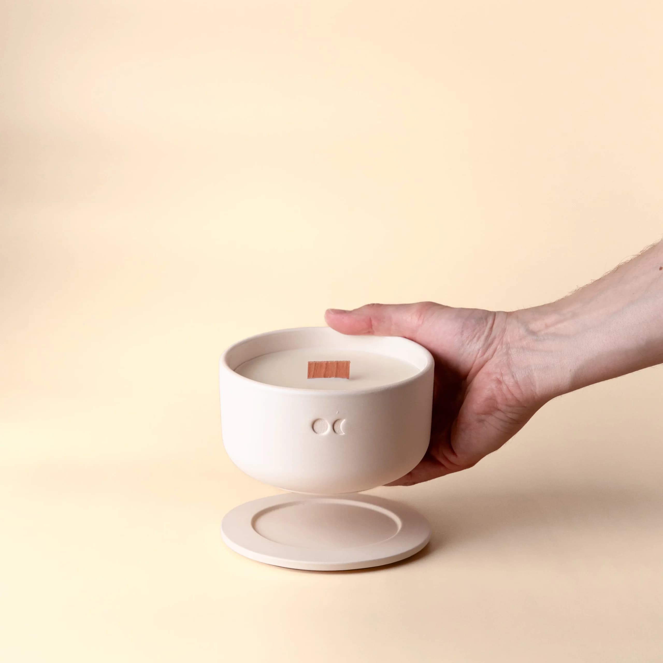 Blühende Keramikkerze - Eukalyptus - 440g