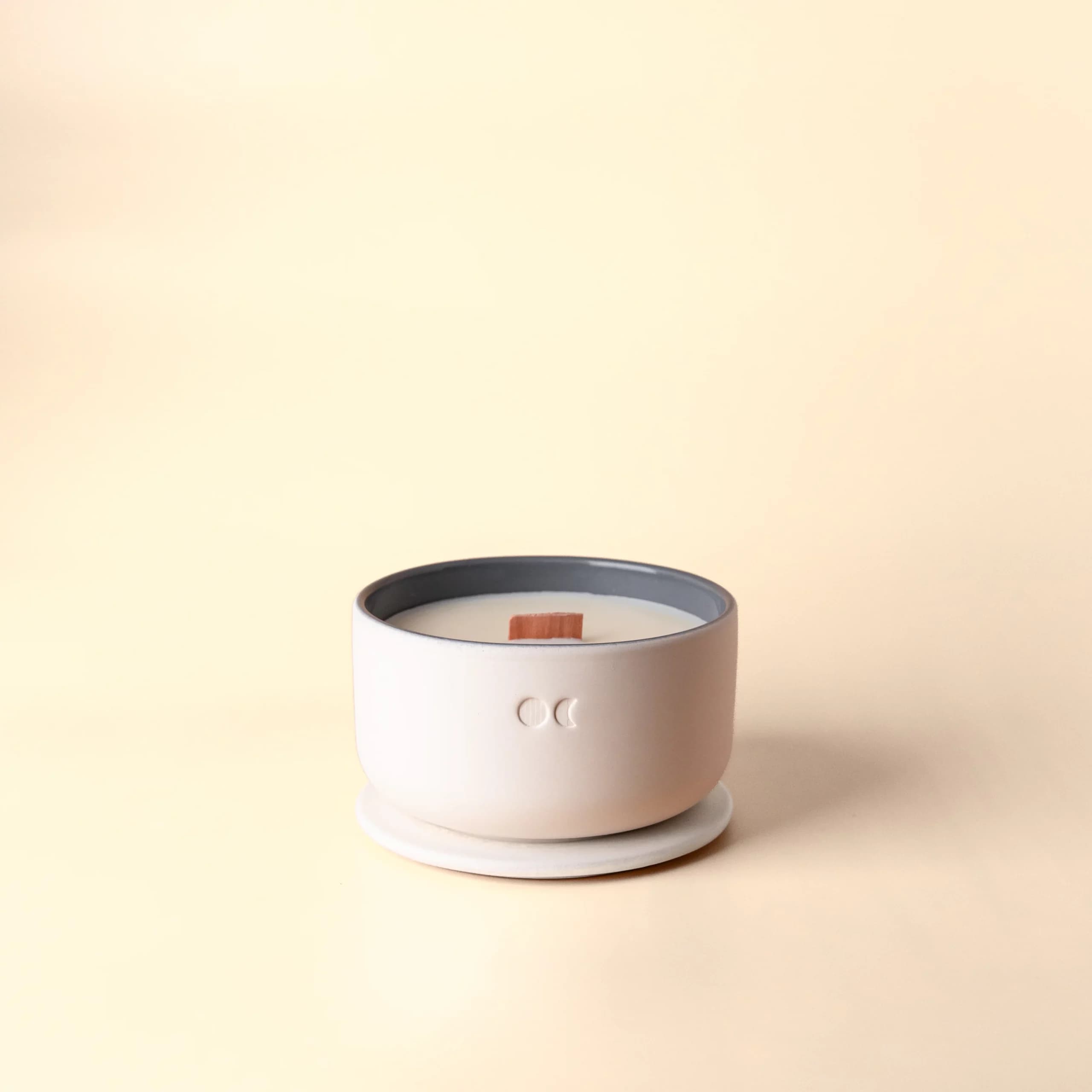 Blühende Keramikkerze - Vetiver - 440g